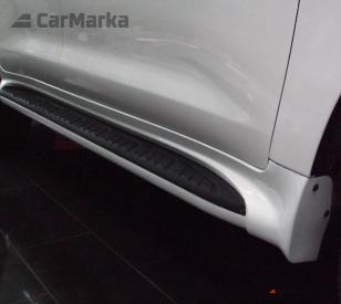 TOYOTA LAND CRUISER 200 2008- Side Step Covers set LX style with Light