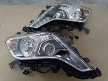 TOYOTA LAND CRUISER PRADO 150 2009- Front Head Lamps set with HID